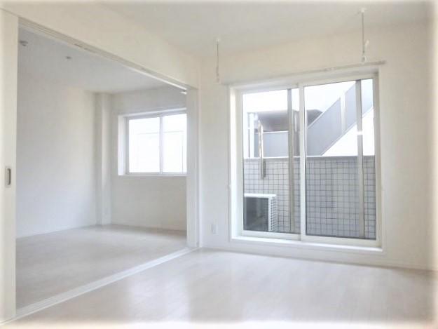 居室・リビング　ゆったり過ごせる居間です