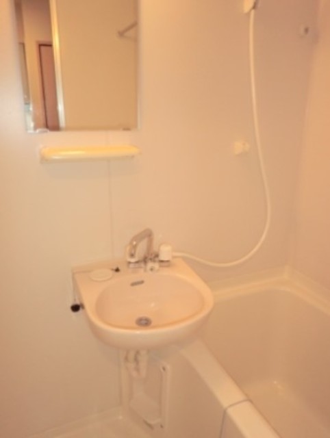 バス・シャワールーム　バスルーム