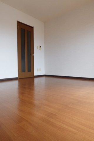 居室・リビング　※写真は３０３号室のものです。