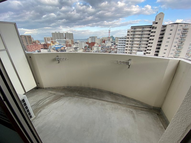 バルコニー　同タイプ参考写真1001号室