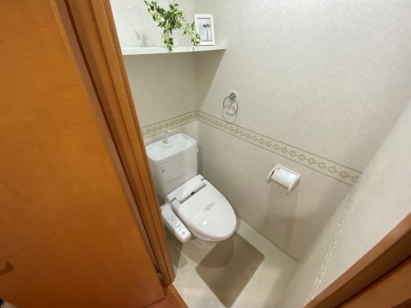 トイレ　同タイプ参考写真201号室