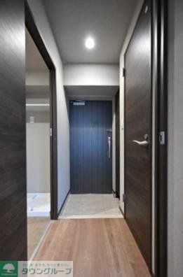 玄関　お部屋探しは株式会社　タウンハウジング　までお気軽にお問合…