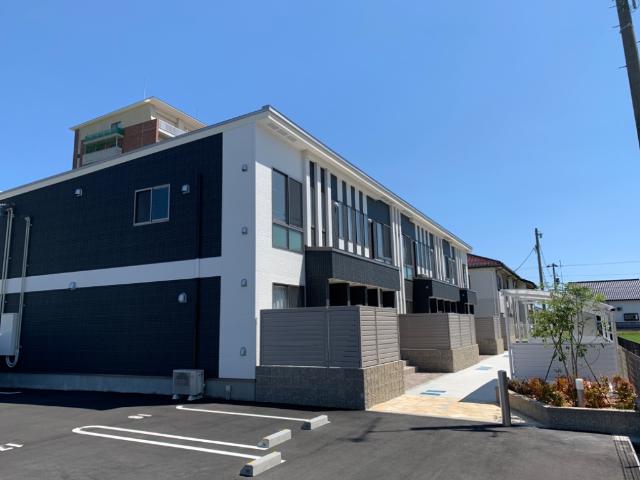 建物外観　外観写真（昼）