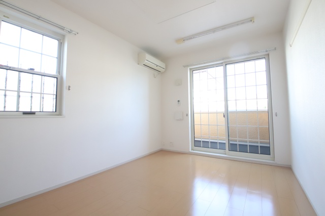 居室・リビング　※別室の参考写真の為、現況優先です。