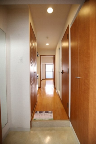 玄関　（別タイプ参考写真）プレール・ドゥーク文京白山　文京区白山2
