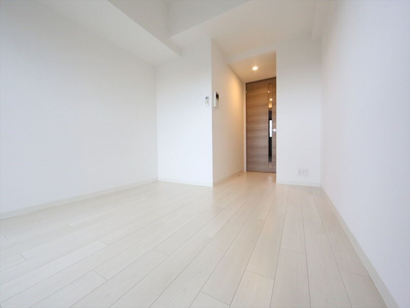 居室・リビング　洋室7.3帖　クローゼット付（収納充実してます）