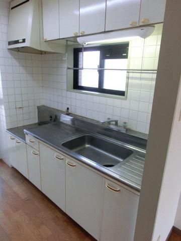 キッチン　独立タイプのキッチンです