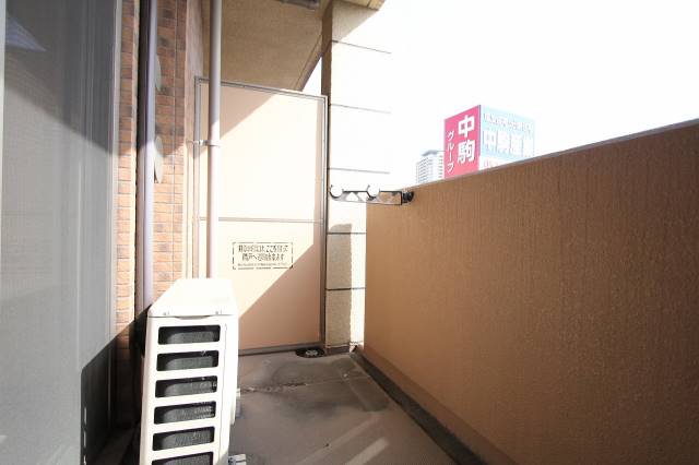 バルコニー　バルコニーも広々です