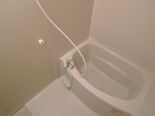 バス・シャワールーム　広いお風呂はいいですね