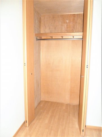 収納　大きいクローゼットでたっぷり収納出来ますよ