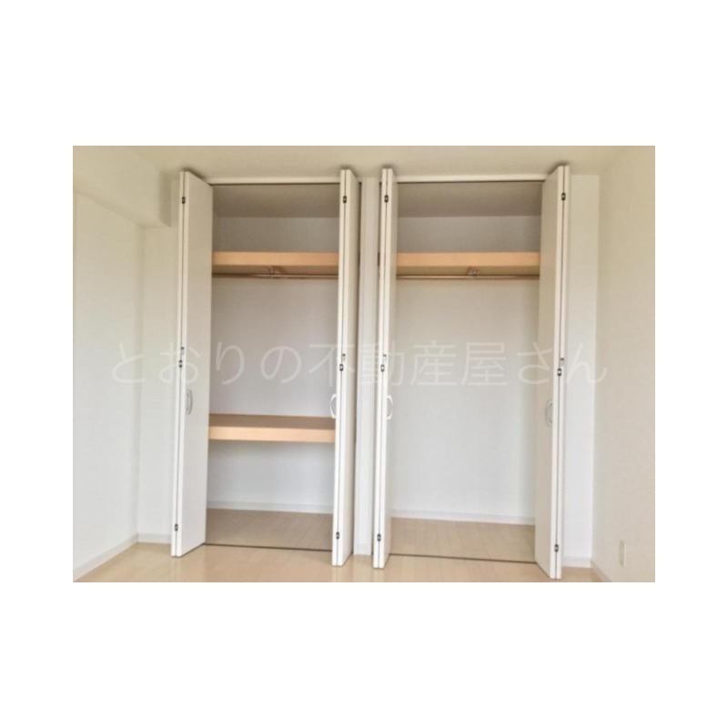 収納　クローゼット