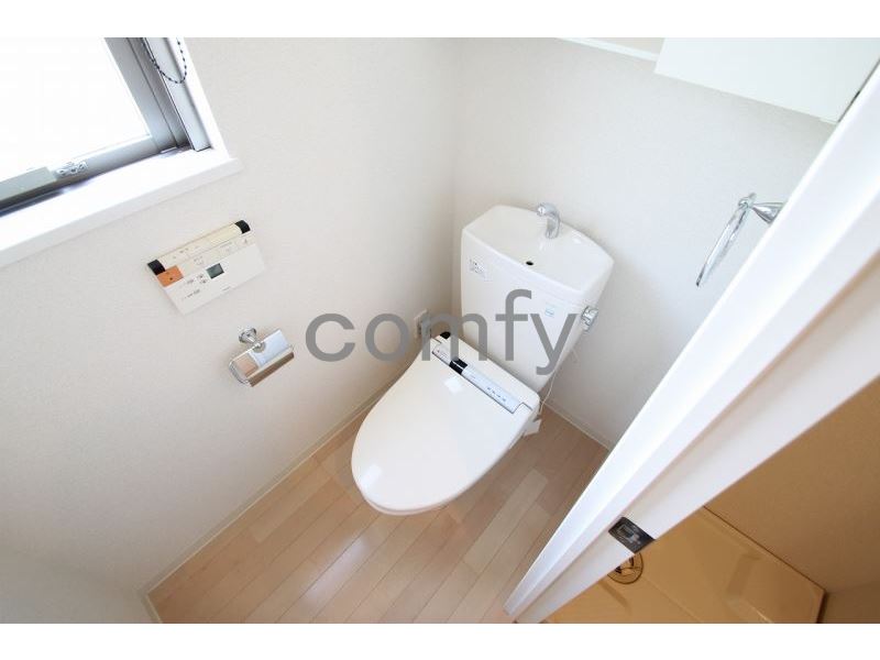 トイレ　ウォシュレット付きトイレ