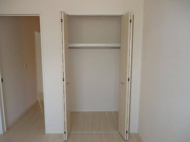 その他設備　北側洋室収納