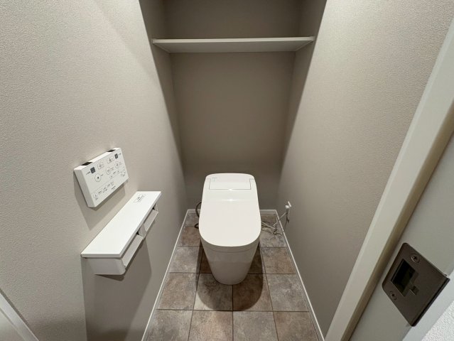 トイレ　エシール白川