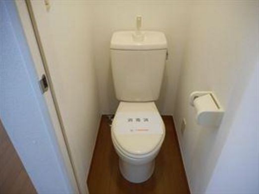 トイレ　独立型のトイレルーム☆
