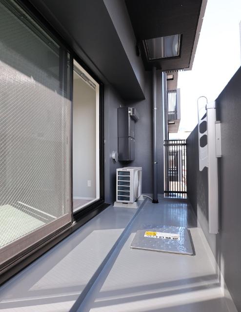 駐車場　バルコニー