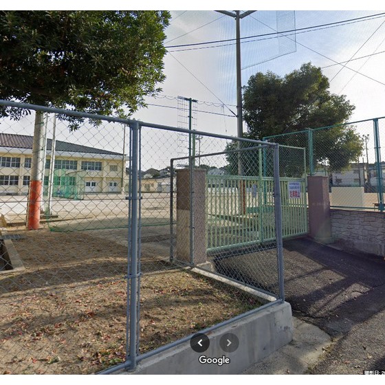 中学校　福岡市立曰佐中学校（中学校）まで375m