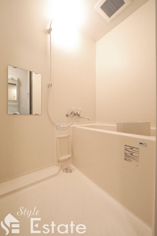 バス・シャワールーム　バスルーム