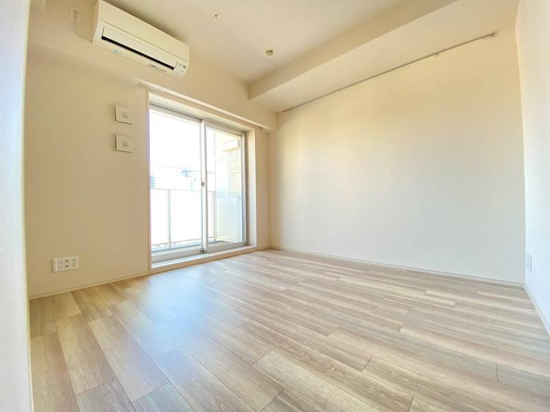 居室・リビング　※別部屋参考写真