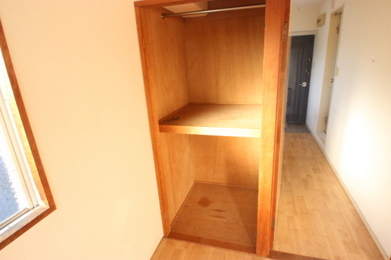 収納　※別部屋の写真です