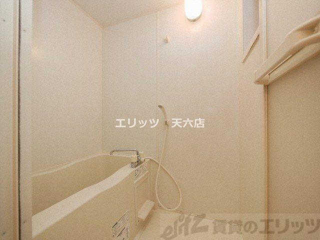 バス・シャワールーム　下駄箱