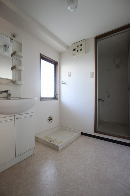 洗面設備　同物件別号室の写真です。