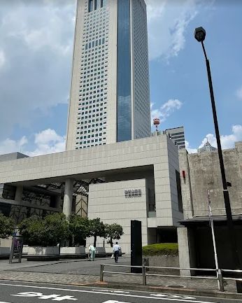 ショッピングセンター　東京オペラシティビル東京オペラシティタワー（ショッピングセンター）まで704m