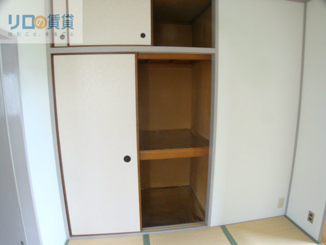 収納　和室収納あり
