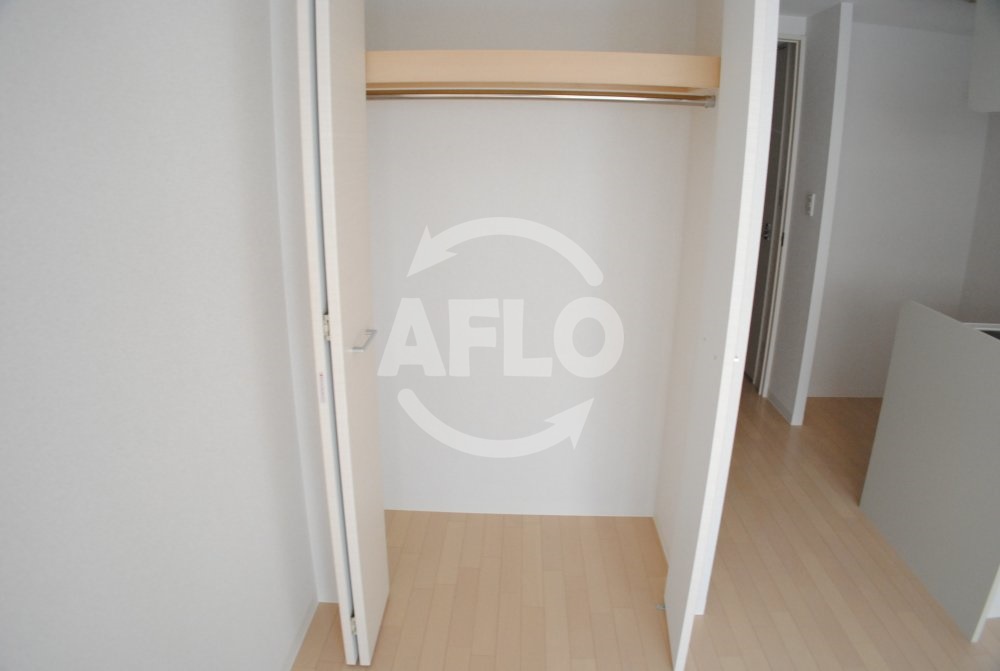 収納　プレサンス天満橋アンジェ　クローゼット