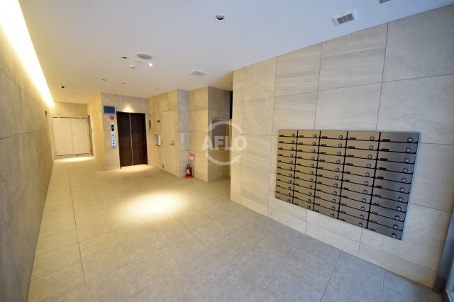 ロビー　エグゼ堺筋本町　ロビー