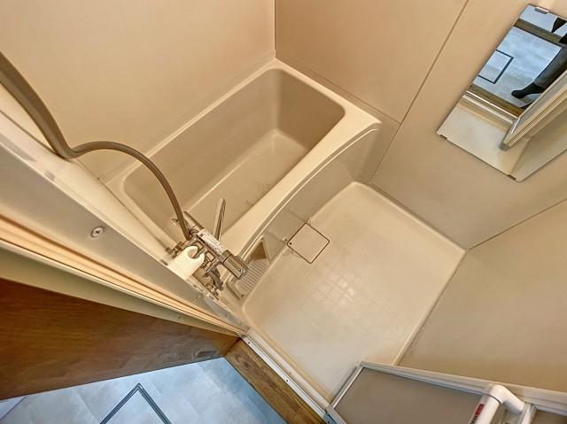 バス・シャワールーム　浴室