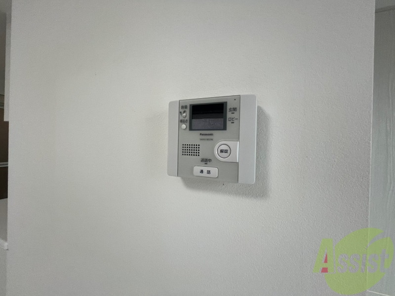 その他設備　ＴＶモニター付インターホンです。来客者の顔が見えるので安心！