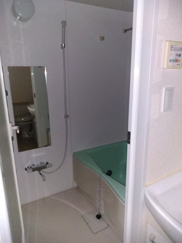 バス・シャワールーム　別部屋参考写真