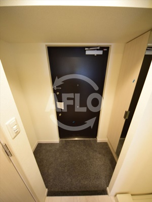 玄関　プレサンス堺筋本町駅前シェル　玄関