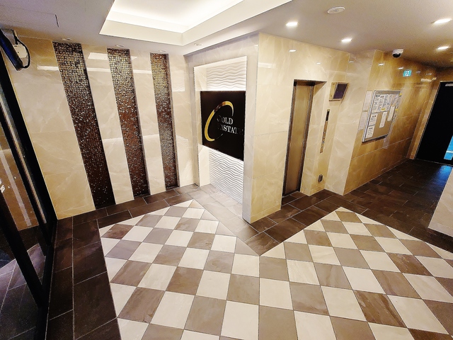 ロビー　防犯カメラ付エレベーター・ロビーフロワー