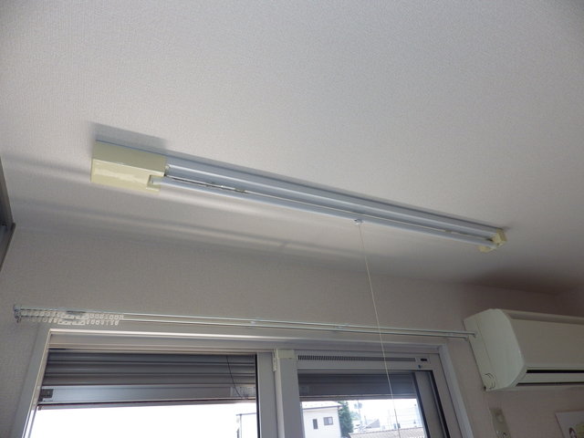 その他設備　室内物干し