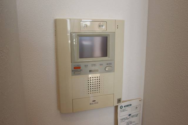 セキュリティ　テレビモニター付きインターホン　１４０２号室の写真です。