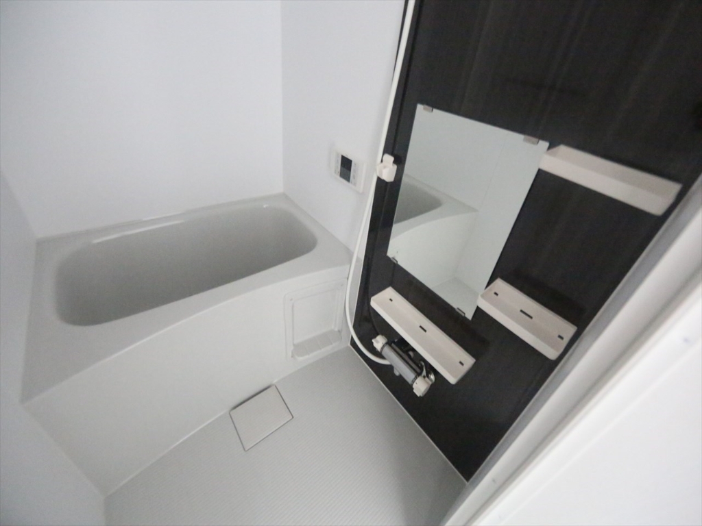 バス・シャワールーム　追い焚き機能付　オートバス機能付バスルーム