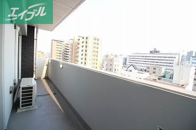 バルコニー　バルコニー