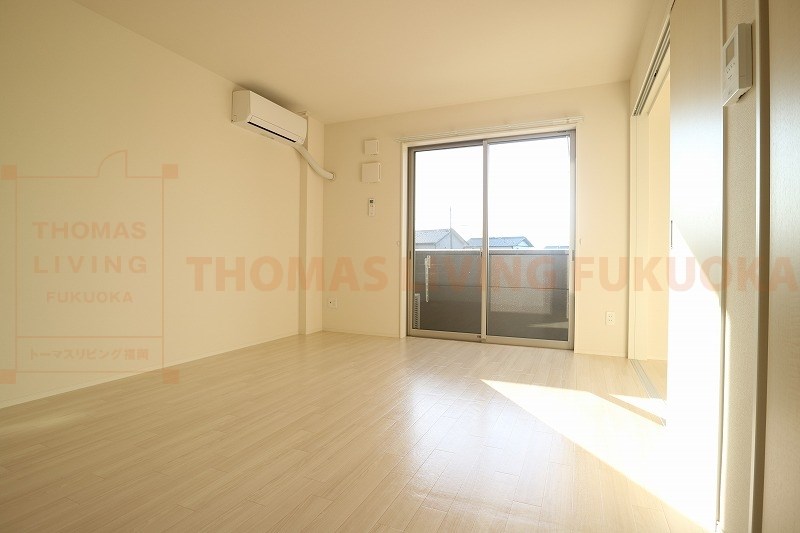 居室・リビング　陽当たり良好