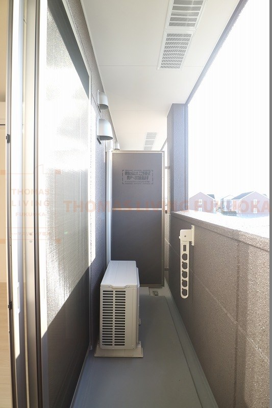 バルコニー　陽当たり良好