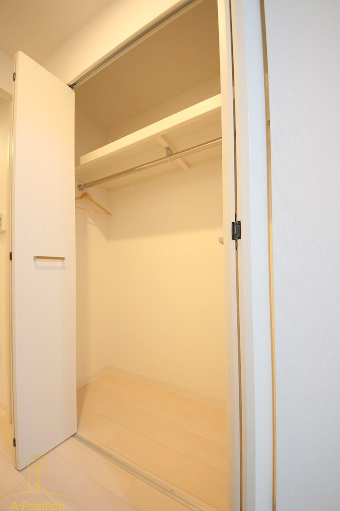 収納　ワールドアイ梅田WEST