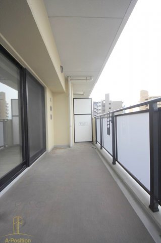 バルコニー　リビオレゾン梅田カサーレ