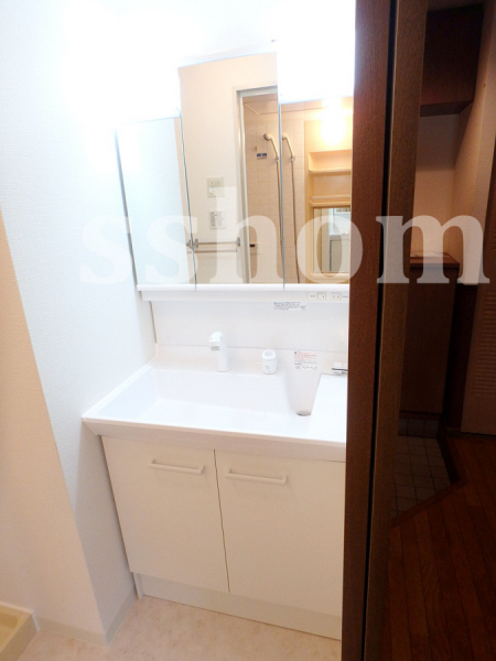 洗面設備　シャンプードレッサー