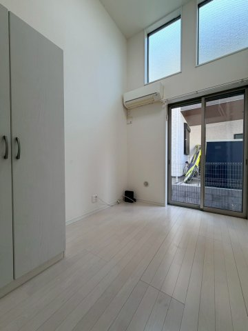 居室・リビング　おしゃれな居間です