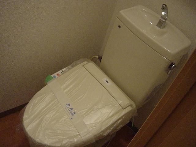 トイレ　トイレ