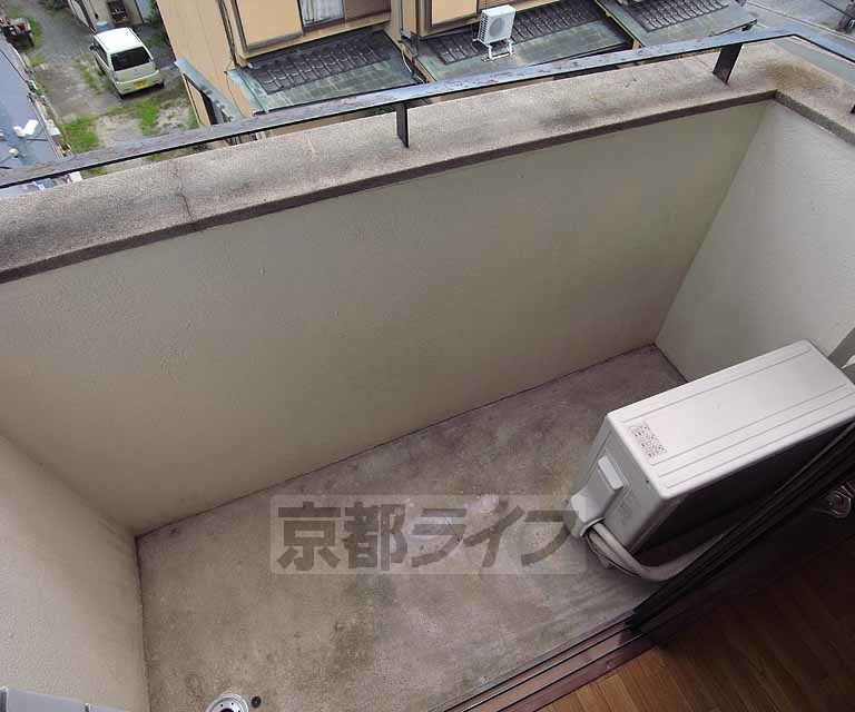 バルコニー　綺麗なバルコニーです。