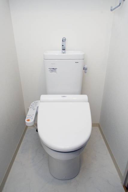 トイレ　シャワートイレ