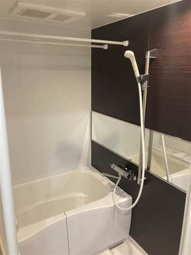 バス・シャワールーム　浴室