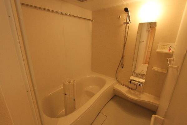 バス・シャワールーム　一日の疲れを癒してください